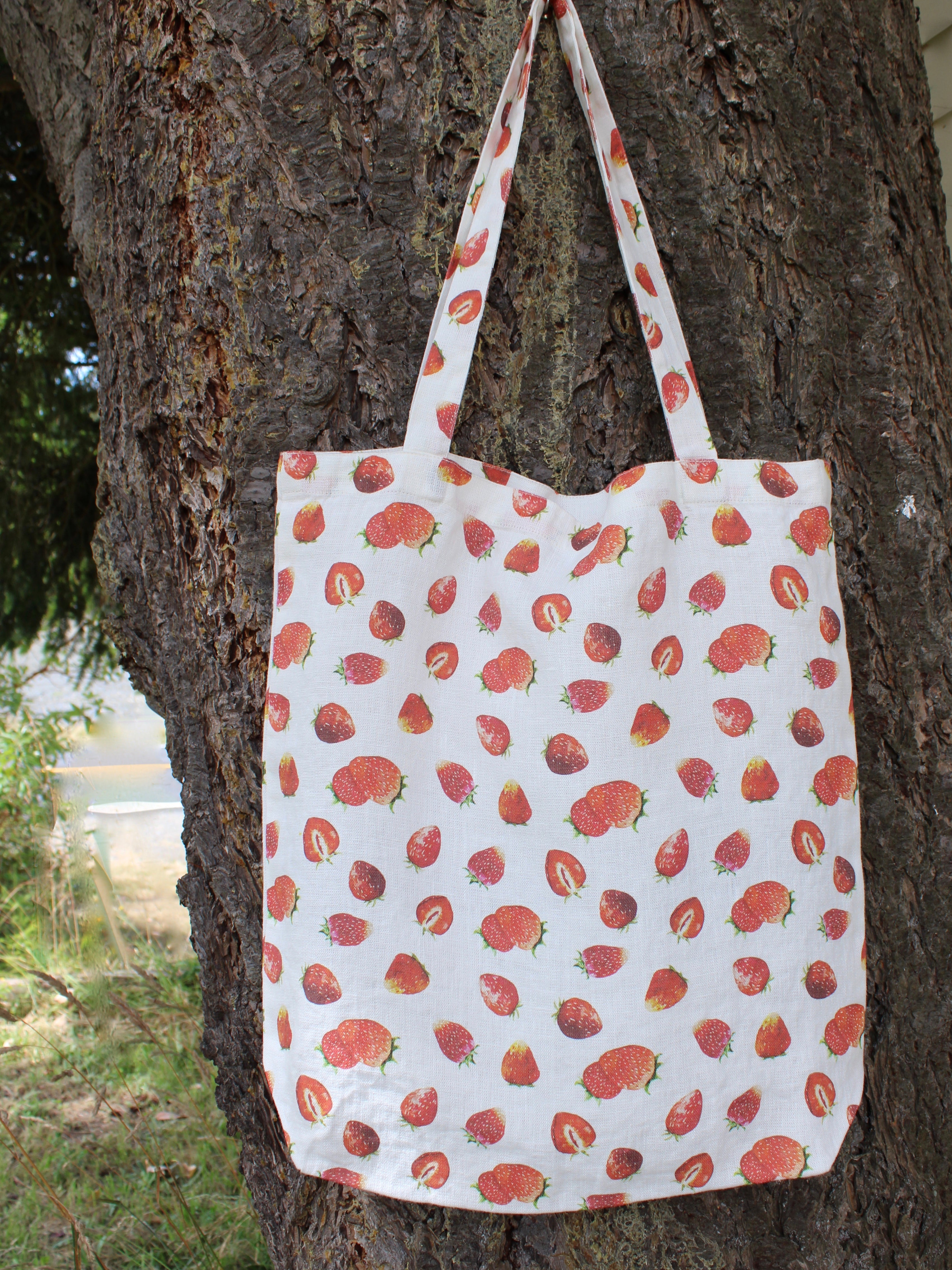 Linen Tote Bag Watercolor Strawberries