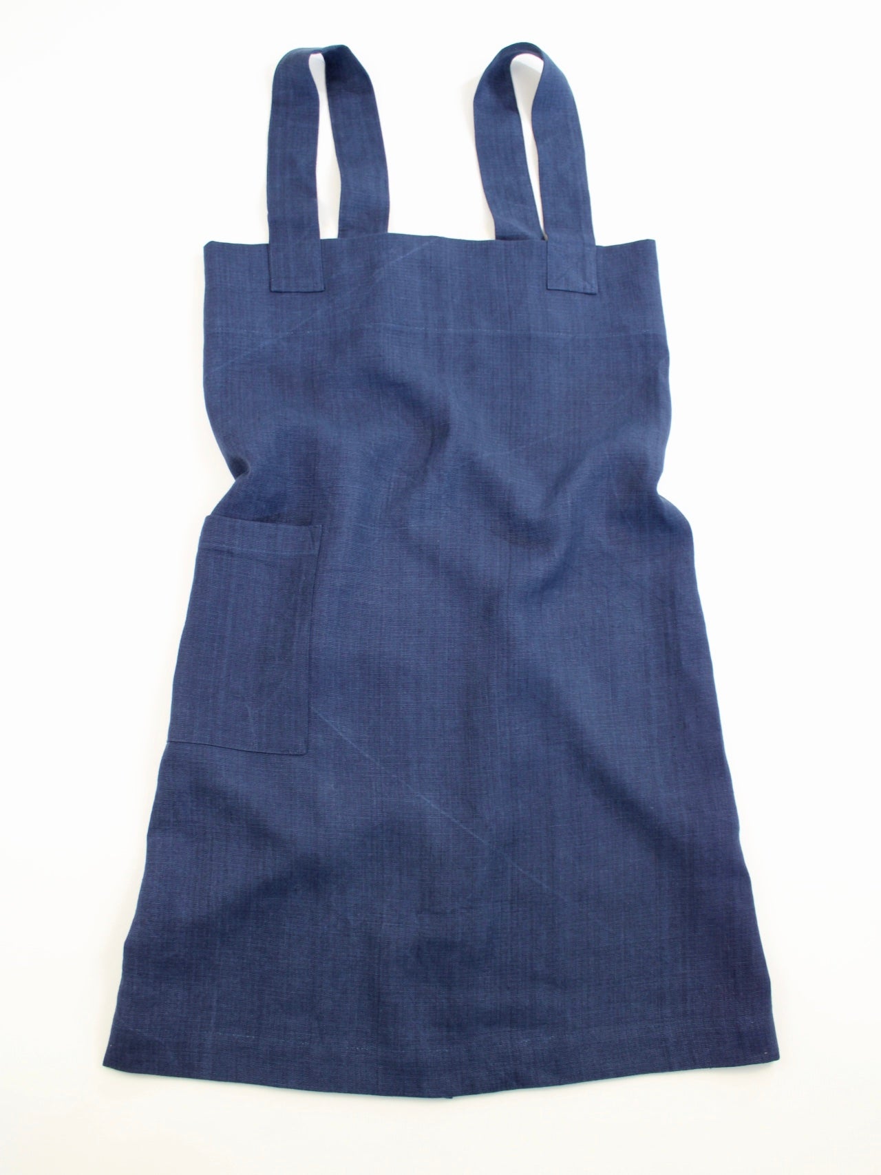 Linen cross back apron Navy Blue Aged